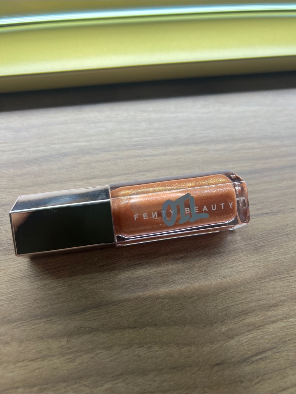 Fenty Beauty Lip Oil in Frosted Bunz